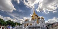 Правила поведения в буддийских храмах Тайланда: не курить, не целоваться и…